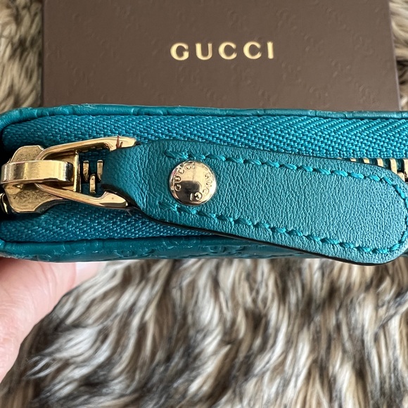 Gucci mini G wallet. - Picture 6 of 6
